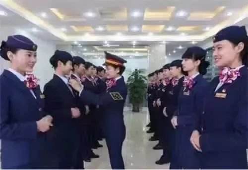 成都工業(yè)職業(yè)技術(shù)學(xué)院學(xué)校簡介、周邊環(huán)境介紹