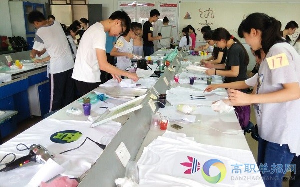  2018成都紡織高等?？茖W(xué)校有哪些專業(yè) 什么專業(yè)好