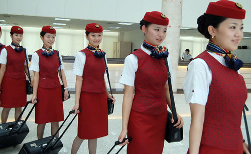  貴陽航空招生對象報名要求高嗎