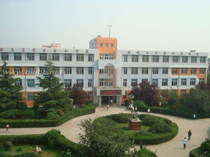 山東華德職業(yè)中等專業(yè)學(xué)校辦學(xué)優(yōu)勢有哪些？