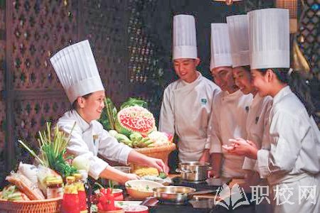 成都五月花烹飪學(xué)校哪個專業(yè)比較好？