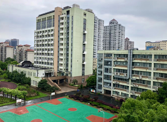 成都的職業(yè)學(xué)院a  target=