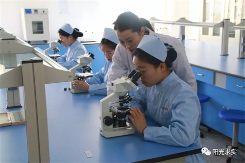 選擇青島求實(shí)職業(yè)技術(shù)學(xué)院，助你實(shí)現(xiàn)人生理想！