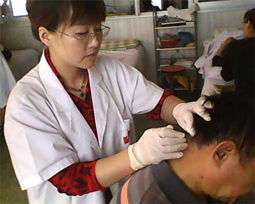 哪些人士可以到濟(jì)寧市世紀(jì)醫(yī)道職業(yè)培訓(xùn)學(xué)校進(jìn)行學(xué)習(xí)？