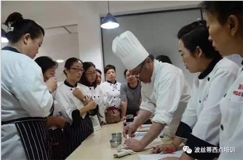 煙臺(tái)波絲蒂：烘焙大師開課第一天，如預(yù)料中不同凡響