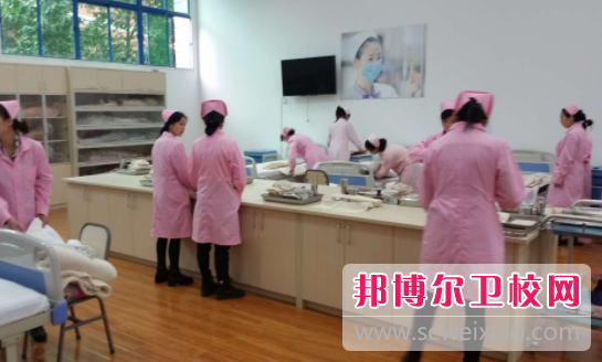 黃岡2021年讀衛(wèi)校要分數(shù)嗎